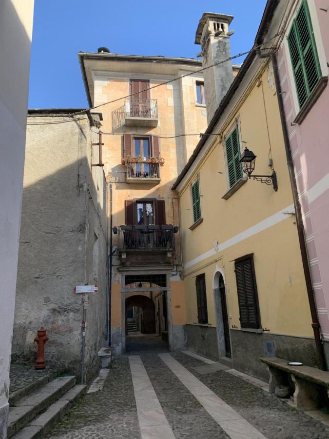 Sogni Nel Castello Apartamento Crevoladossola Exterior foto